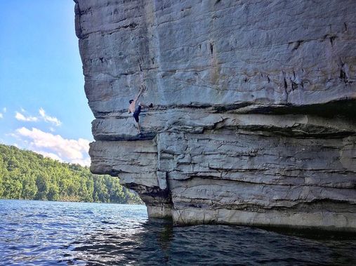 Deep water soloing at Summersville Lake